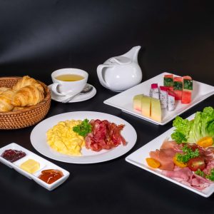 002 다국적 요리 아침 식사